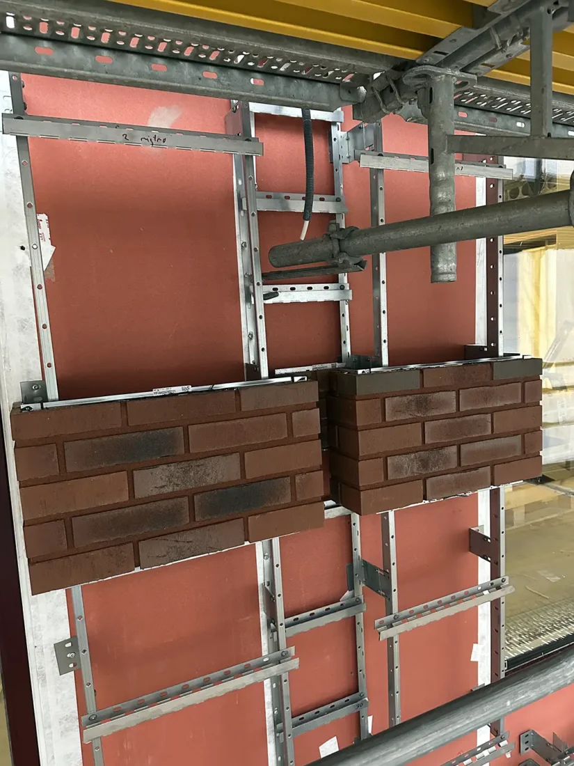 stofix rehabiliterer Thon Senter Moss